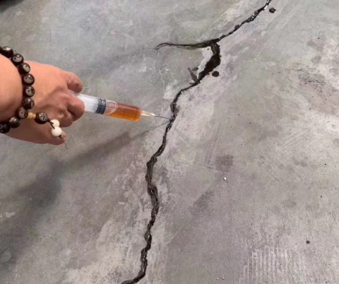 波密混凝土裂缝修补技术详解​